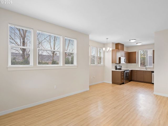 138 Ne 109TH Ave, Portland, OR 97220