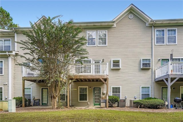 404 Las Brasis Court, Peachtree City, GA 30269