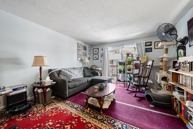 37 Alice Dr Apt 129, Concord, NH 03303