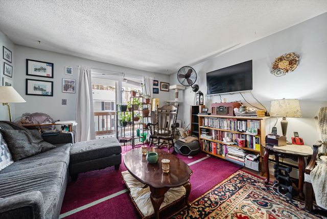 37 Alice Dr Apt 129, Concord, NH 03303