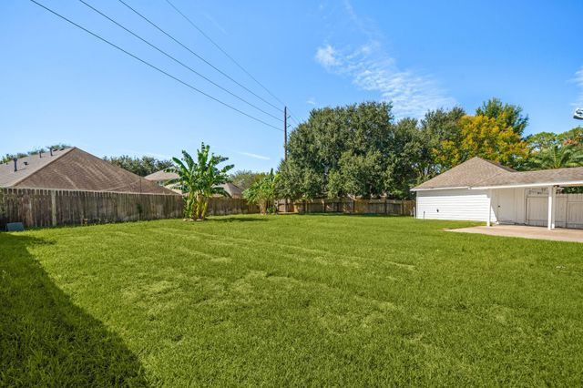 16439 Hidden Gate Court, Sugar Land, TX 77498