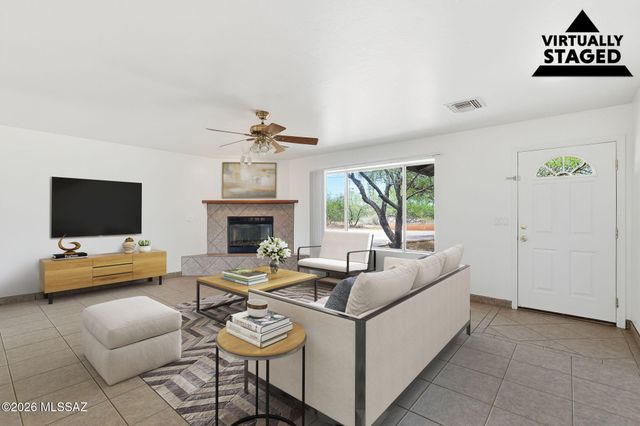 1462 Circulo Sombrero, Rio Rico, AZ 85648