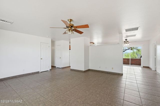 1462 Circulo Sombrero, Rio Rico, AZ 85648