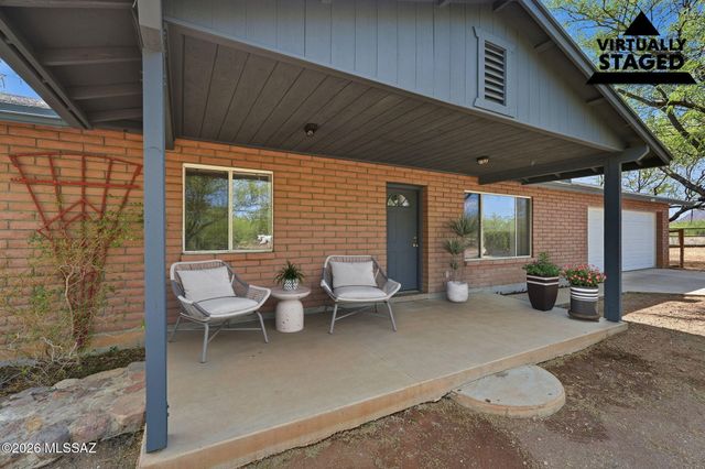 1462 Circulo Sombrero, Rio Rico, AZ 85648