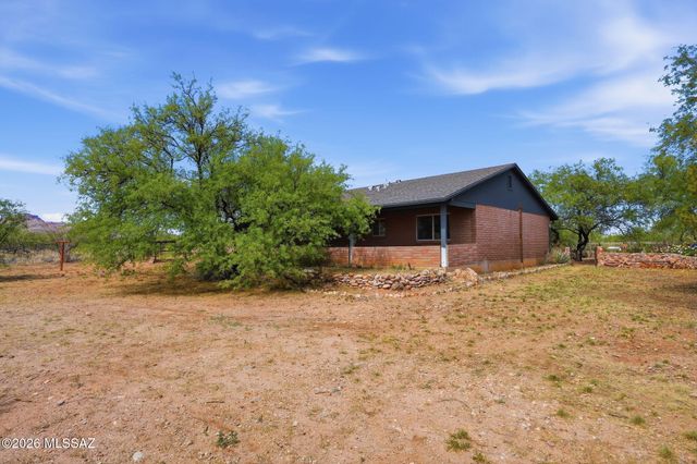 1462 Circulo Sombrero, Rio Rico, AZ 85648