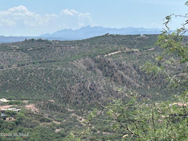 1462 Circulo Sombrero, Rio Rico, AZ 85648