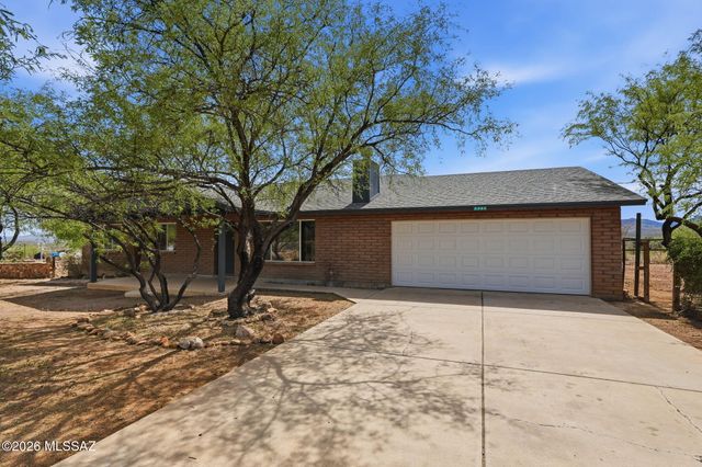 1462 Circulo Sombrero, Rio Rico, AZ 85648
