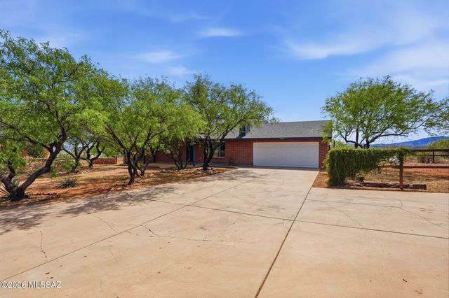 1462 Circulo Sombrero, Rio Rico, AZ 85648