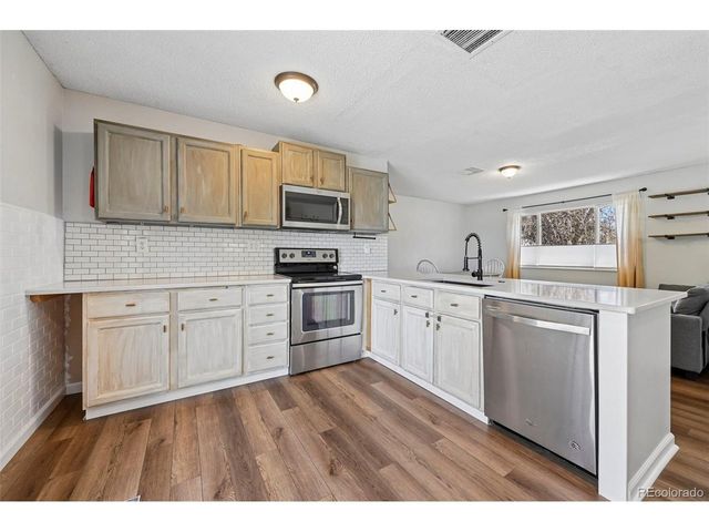 4585 S Crimson Cir, Colorado Springs, CO 80917
