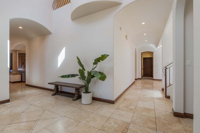 8800 Tiffany Bud Court NE, Albuquerque, NM 87122