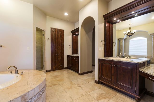 8800 Tiffany Bud Court NE, Albuquerque, NM 87122