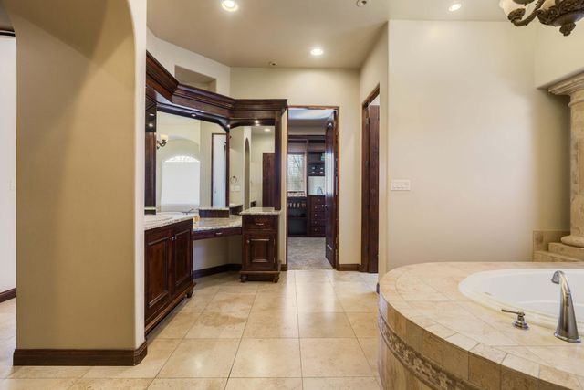 8800 Tiffany Bud Court NE, Albuquerque, NM 87122