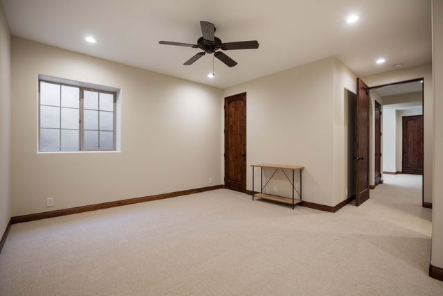 8800 Tiffany Bud Court NE, Albuquerque, NM 87122