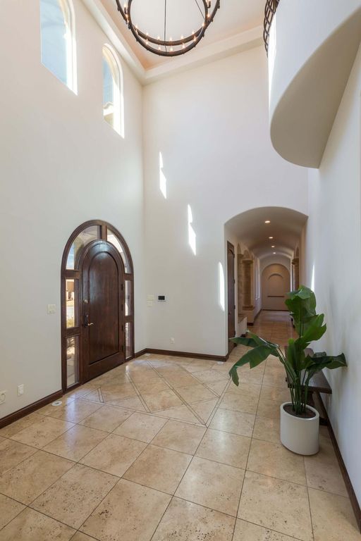 Image 14 of property listing at 8800 Tiffany Bud Court NE, Albuquerque, NM 87122