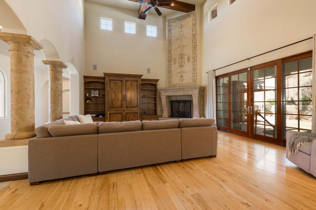 Image 21 of property listing at 8800 Tiffany Bud Court NE, Albuquerque, NM 87122