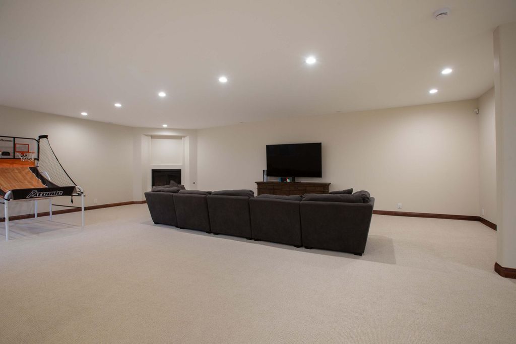 Image 60 of property listing at 8800 Tiffany Bud Court NE, Albuquerque, NM 87122