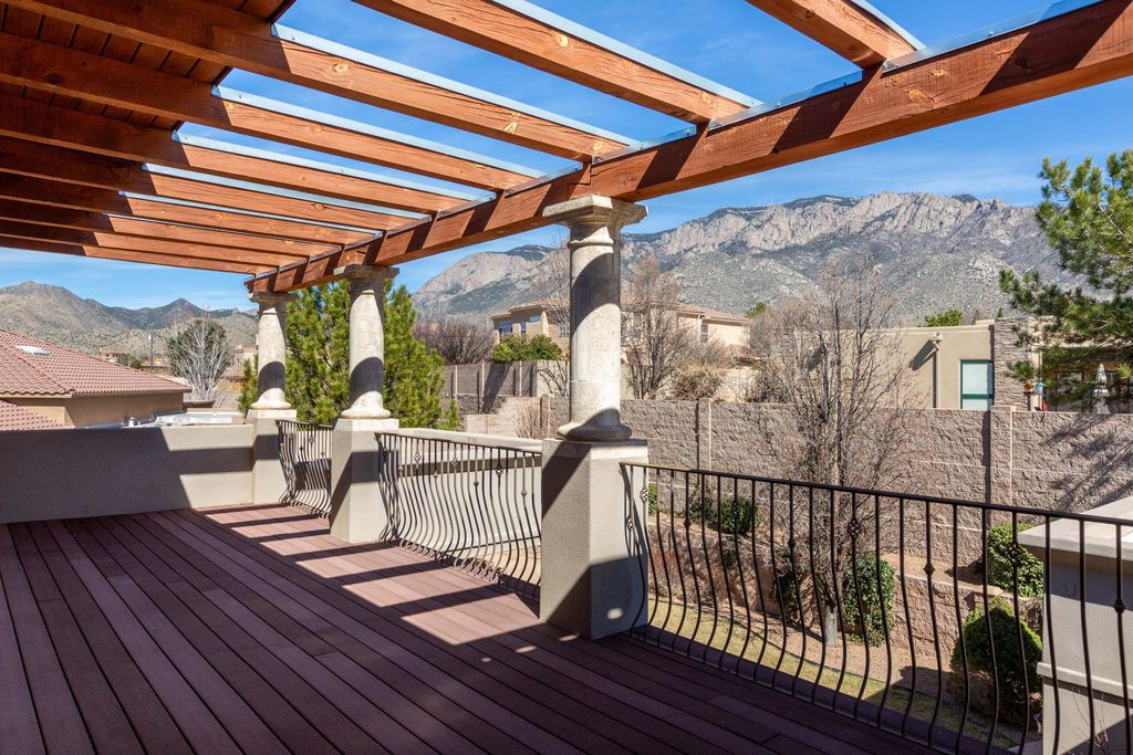 Image 76 of property listing at 8800 Tiffany Bud Court NE, Albuquerque, NM 87122