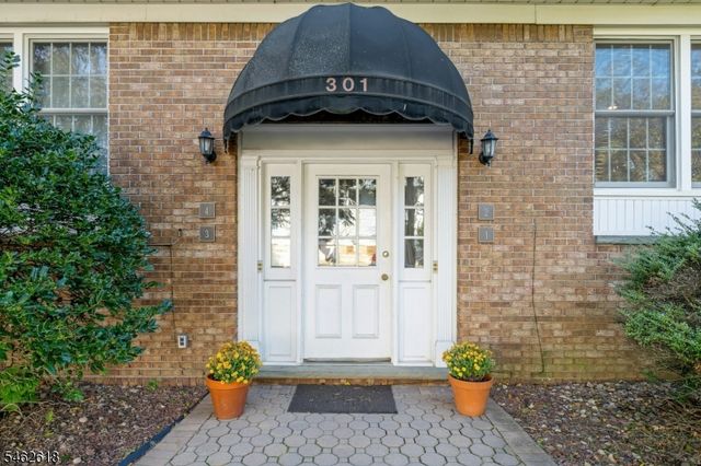 301 Claremont Ave 3, Montclair Twp., NJ 07042