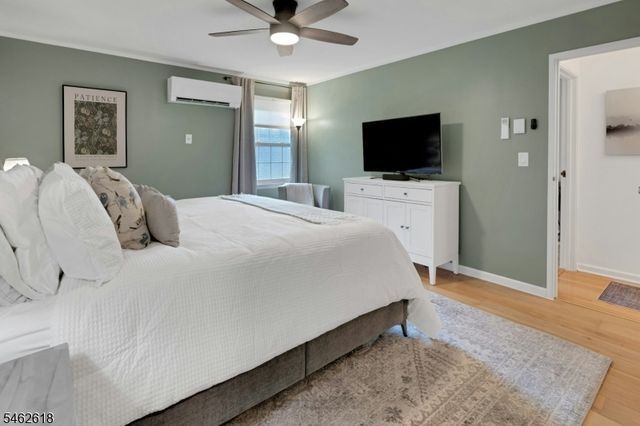 301 Claremont Ave 3, Montclair Twp., NJ 07042
