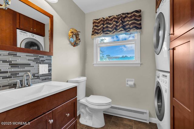 9 Apple Lane, Whiting, NJ 08759