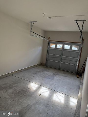 75 TANSBORO RD, Berlin, NJ 08009