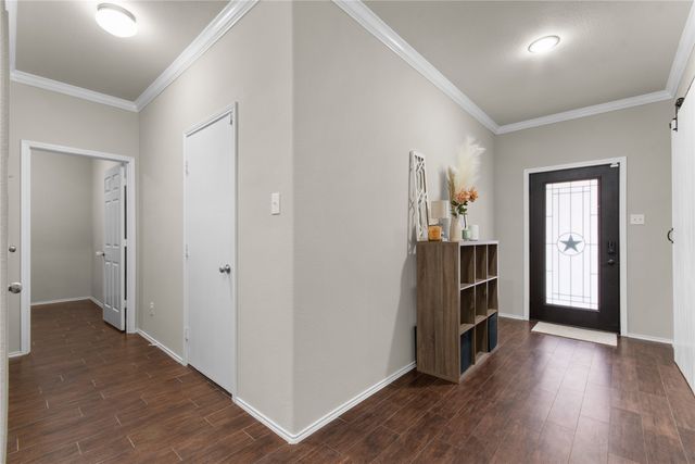 633 Denali Drive, Arlington, TX 76002