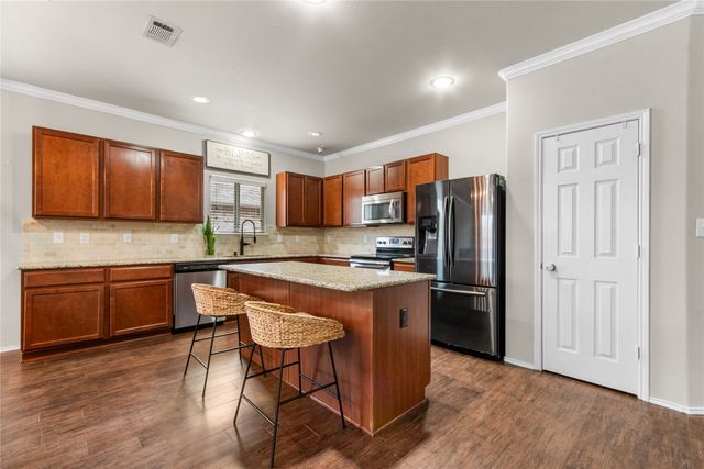 633 Denali Drive, Arlington, TX 76002