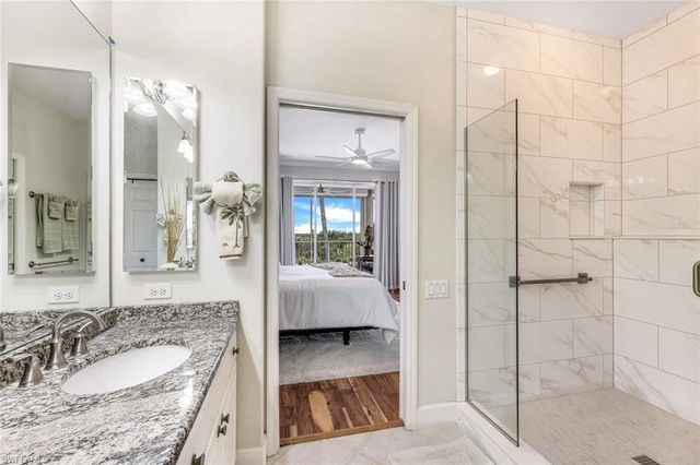 9121 Southmont CV 102, Fort Myers, FL 33908