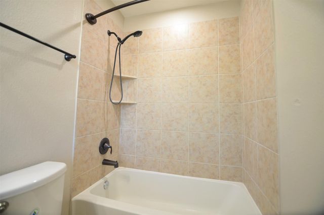 11003 Jacob Crossing Drive, Richmond, TX 77406