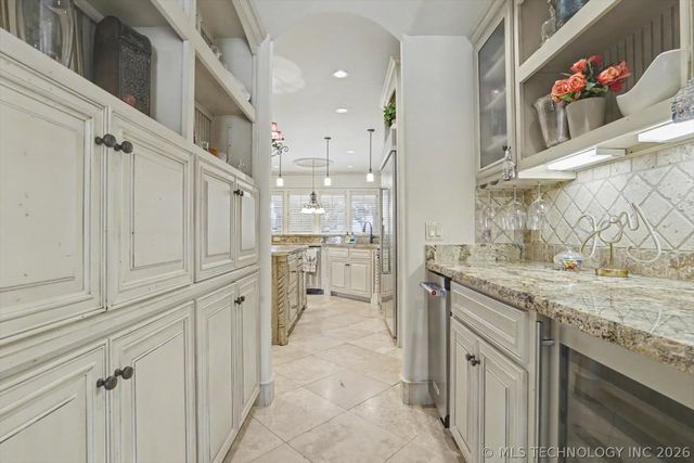 7035 E 118th Street S, Bixby, OK 74008