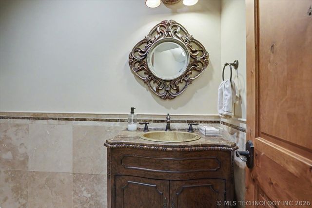 7035 E 118th Street S, Bixby, OK 74008