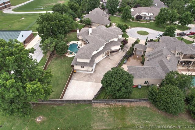 7035 E 118th Street S, Bixby, OK 74008