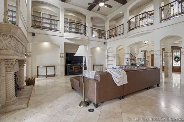 7035 E 118th Street S, Bixby, OK 74008
