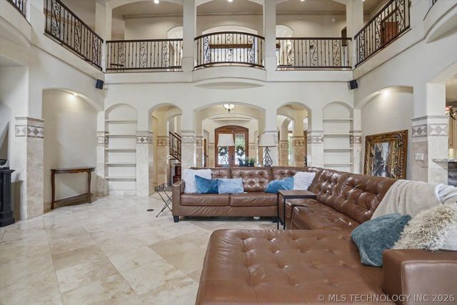 7035 E 118th Street S, Bixby, OK 74008