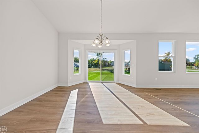 1156 Julian Court, Waterford Twp, MI 48327
