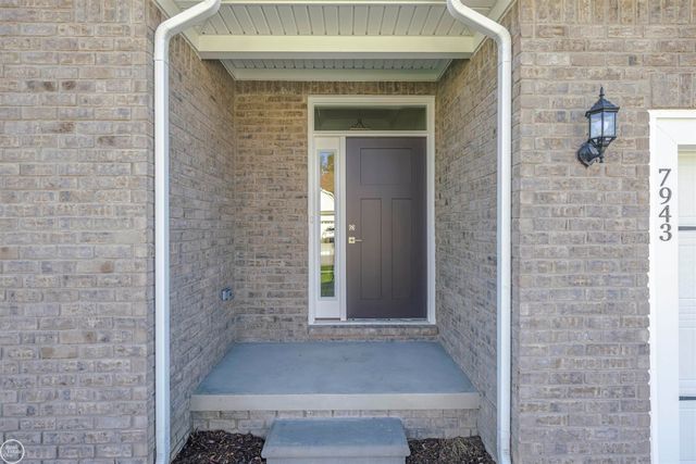1156 Julian Court, Waterford Twp, MI 48327