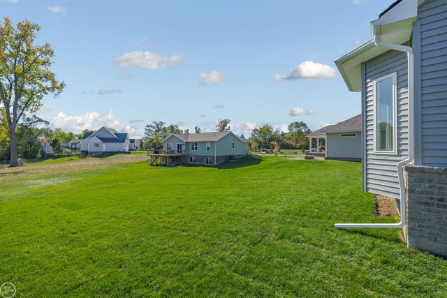 1156 Julian Court, Waterford Twp, MI 48327