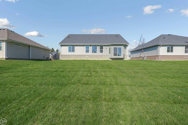 1156 Julian Court, Waterford Twp, MI 48327