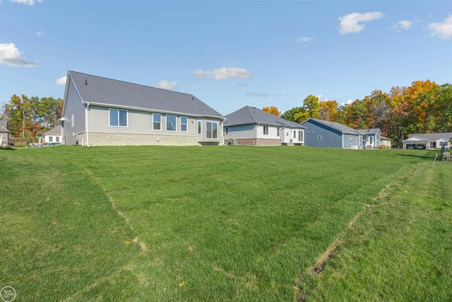1156 Julian Court, Waterford Twp, MI 48327