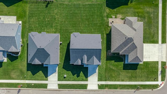 1156 Julian Court, Waterford Twp, MI 48327