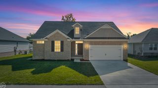 1156 Julian Court, Waterford Twp, MI 48327
