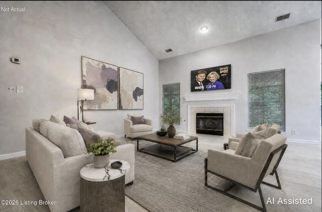 533 Village Lake Dr, Louisville, KY 40245