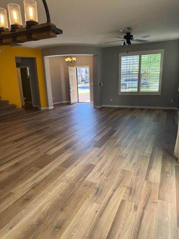 9410 S 34th Lane, Laveen, AZ 85339