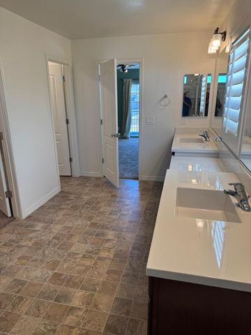 9410 S 34th Lane, Laveen, AZ 85339