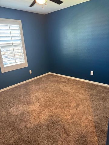 9410 S 34th Lane, Laveen, AZ 85339