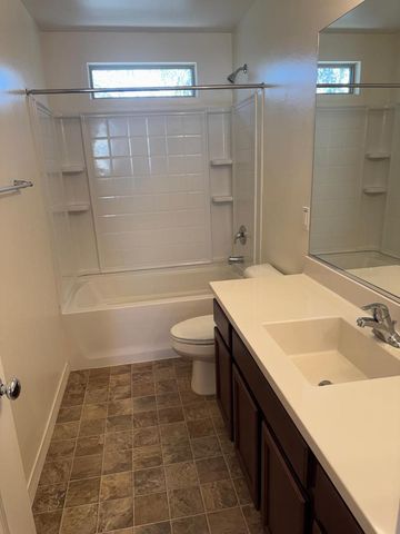 9410 S 34th Lane, Laveen, AZ 85339