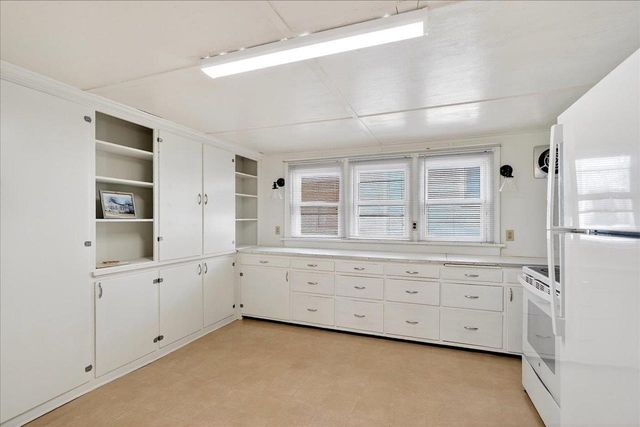 203 S 1st Street, Evansville, WI 53536