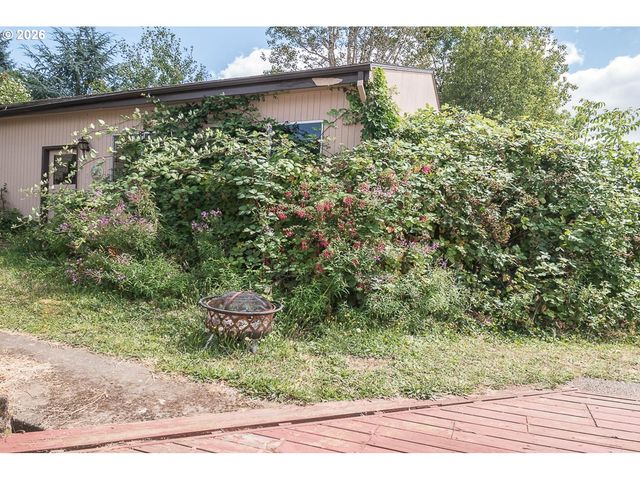 13212 Se LUCILLE St, Happy Valley, OR 97086