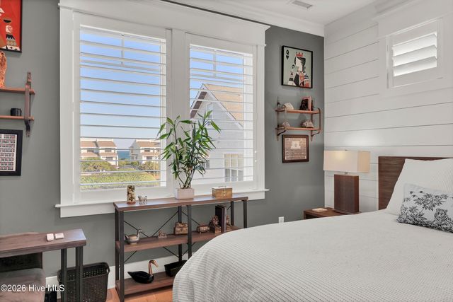 110 Waynick Boulevard, Wrightsville Beach, NC 28480