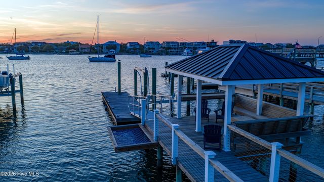 110 Waynick Boulevard, Wrightsville Beach, NC 28480